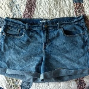 Size 14 Old Navy boyfriend shorts